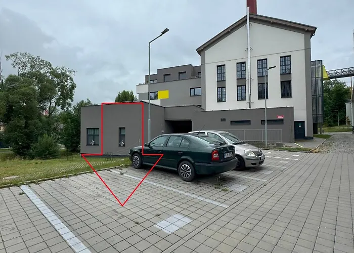 Peopleguru - Terasa, Parking * Йиглава